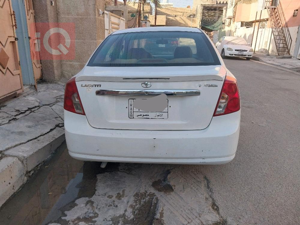 دایۆ لەیسیتی